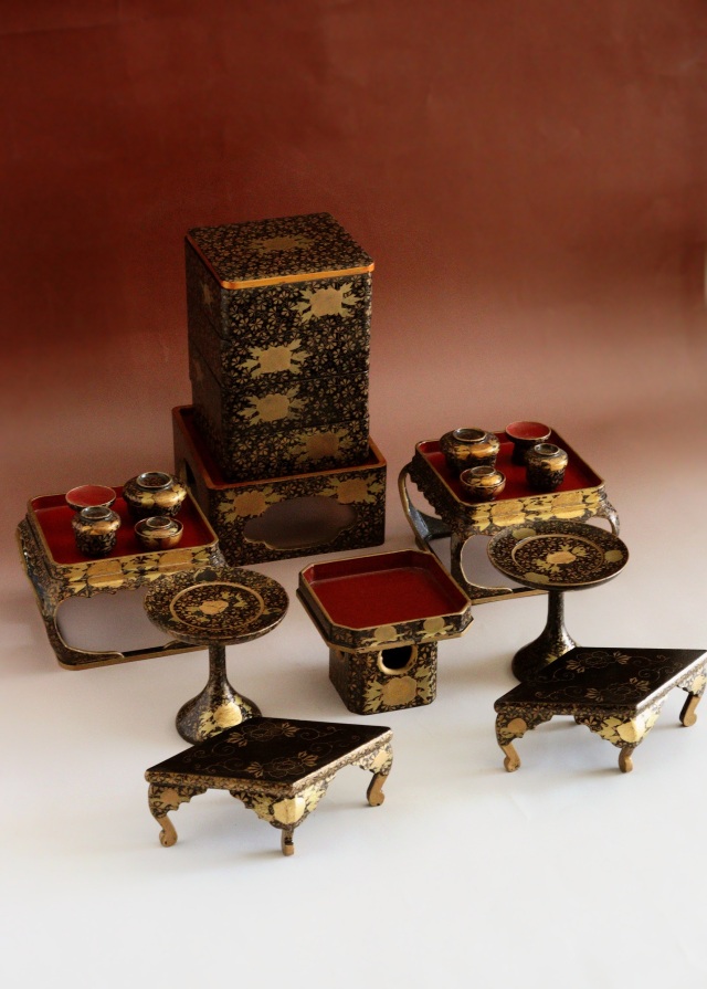 雛道具 蒔絵道具 雛人形道具 ひな祭り お重 お膳 菱餅台 三宝 高杯 花唐草