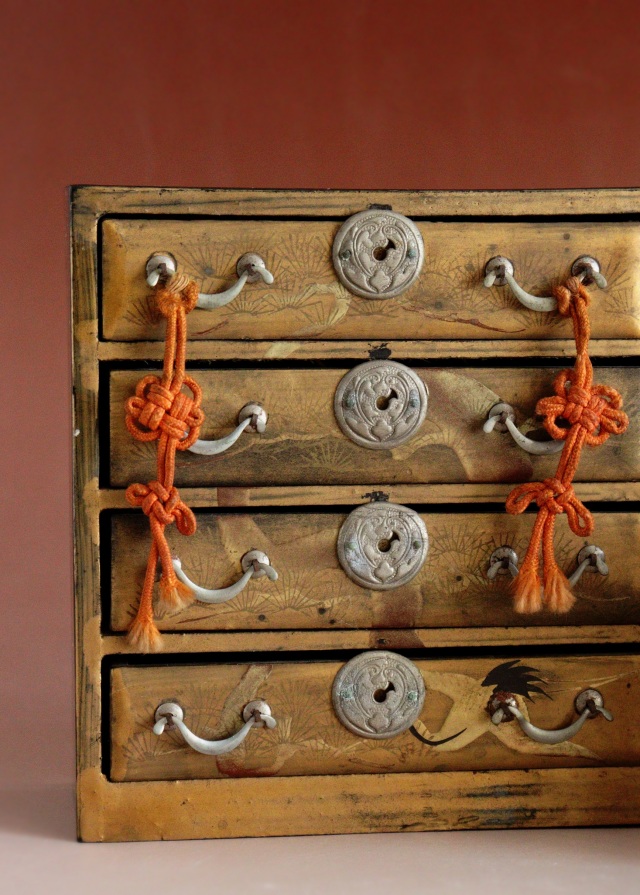 雛道具　蒔絵道具　雛人形箪笥　長持　蒔絵道具　雛人形道具　道具　ひな祭り