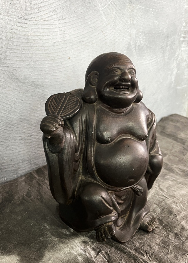 備前焼　布袋様像　優しい表情　