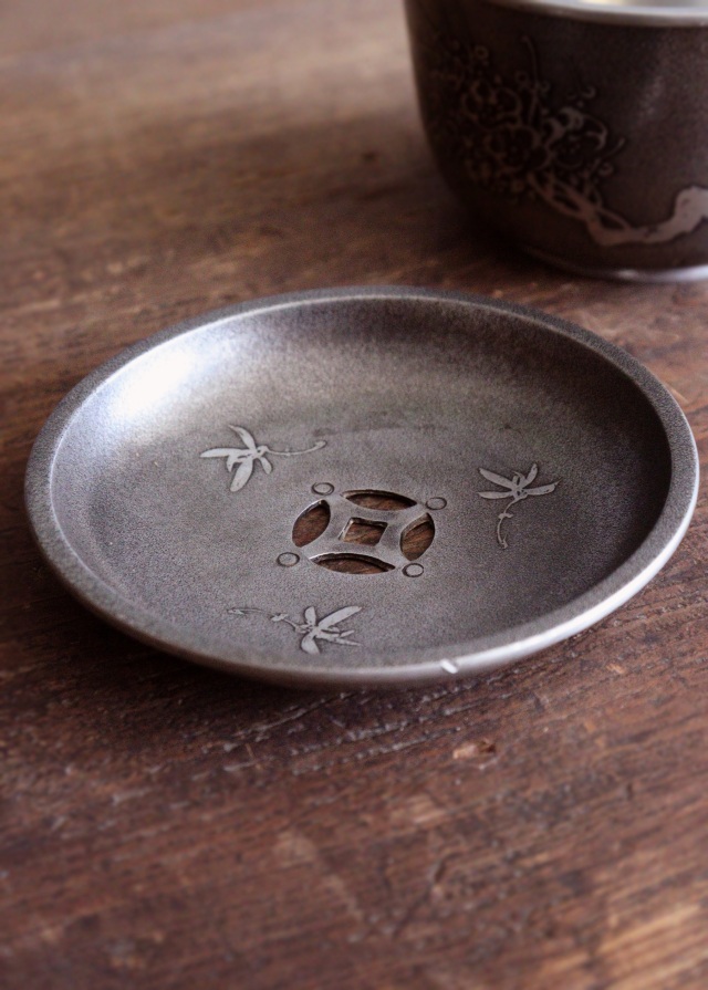 錫製　間村自造　四君子文　茶壷　茶こぼし　合計約985g　3点　D　R6368 錫製茶器セット 菓子器 茶こぼし 茶則 間村自造 四君子 茶盤