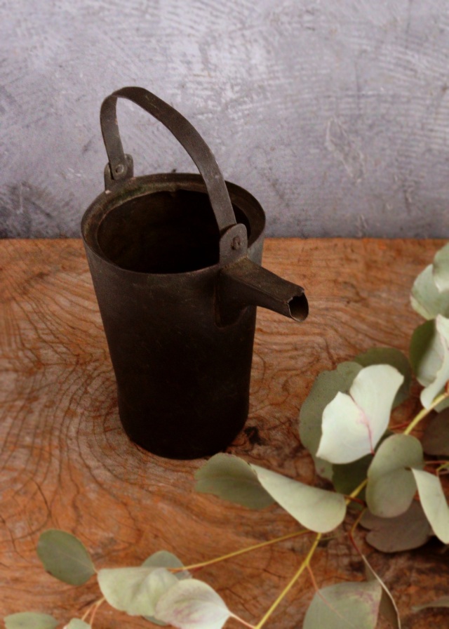 古い銅製油差し　古道具　灯火器