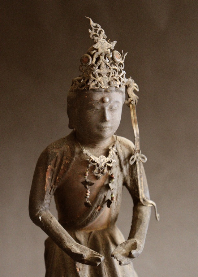 観音菩薩　小仏　仏教美術　木彫仏　 仏像  時代仏 　骨董　座像　仏教美術　古仏　