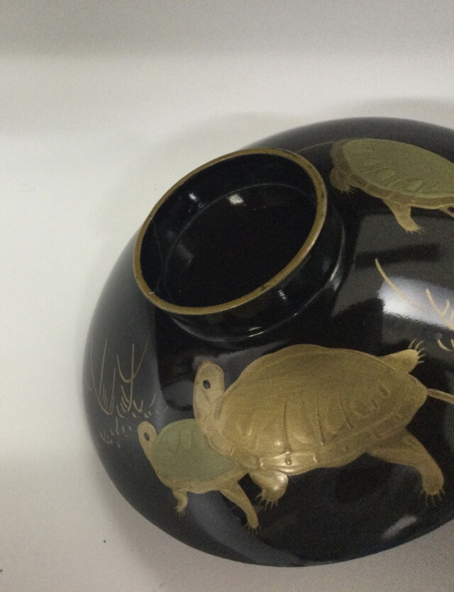 亀蒔絵漆蓋付碗五客と果実と鳥の蒔絵盆のセット