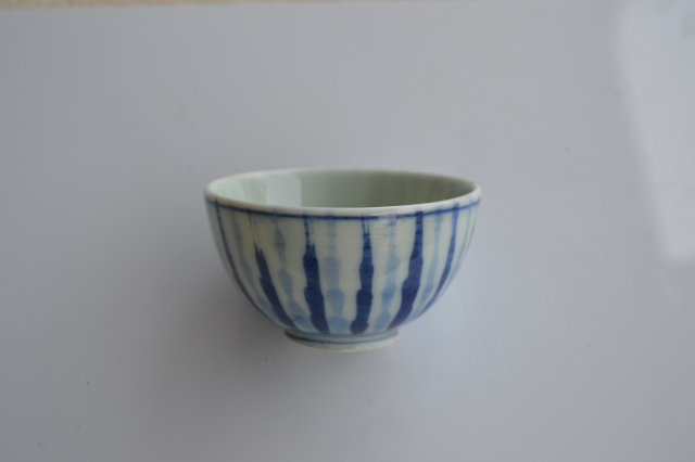 染付手描き麦わら手煎茶碗